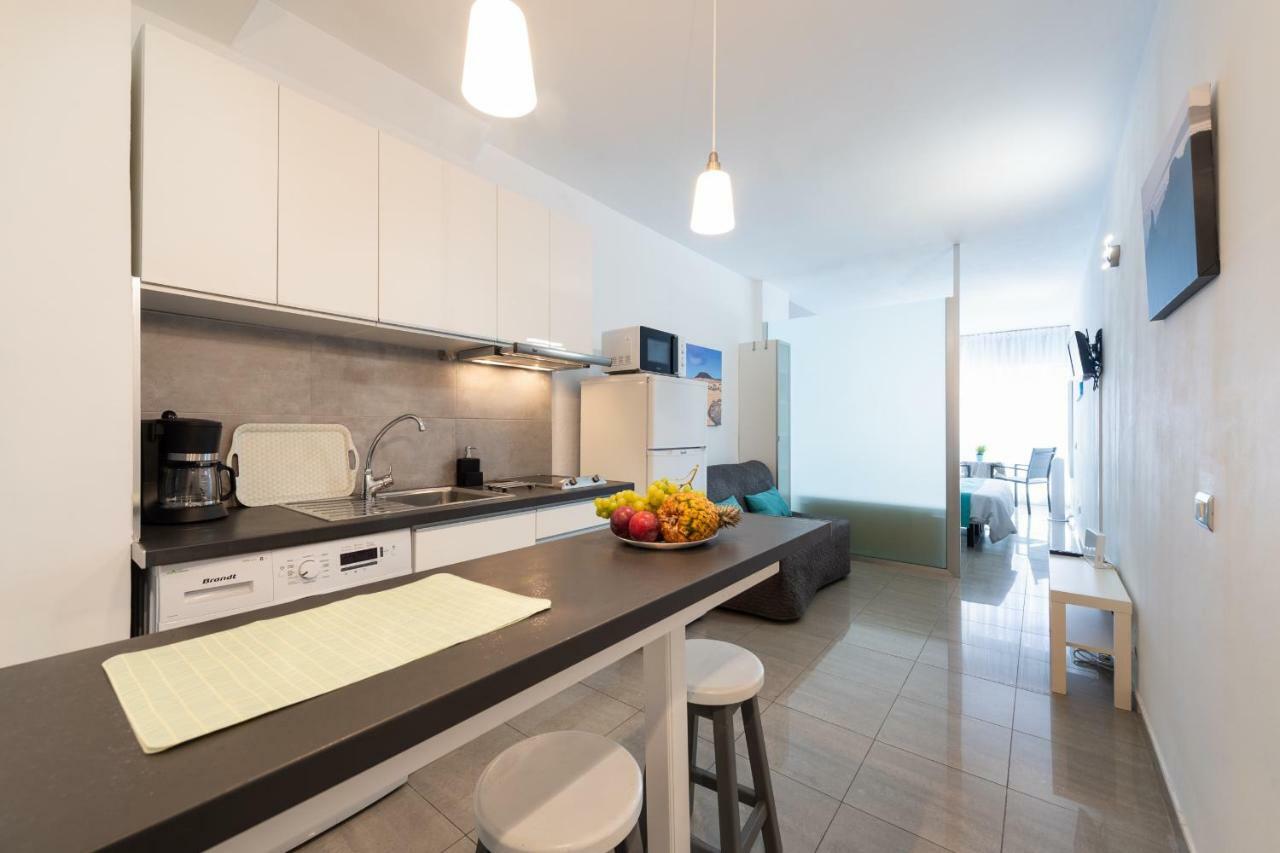 Апартаменты 1St Line Studio Las Canteras Beach - Wifi Лас-Пальмас-де-Гран-Канария Экстерьер фото
