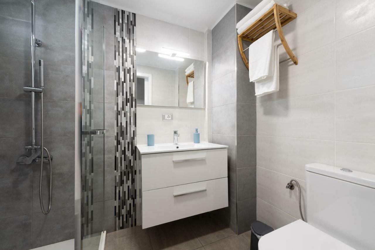 Апартаменты 1St Line Studio Las Canteras Beach - Wifi Лас-Пальмас-де-Гран-Канария Экстерьер фото
